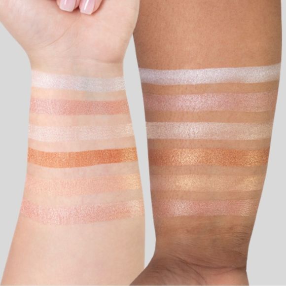 ⭐️Host Pick⭐️ 🆕 OFRA: On the Glow - Highlighting & Bronzing Pro Palette - Picture 6 of 15